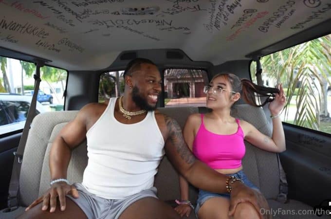 Violet Gems – Fan Bus Porn