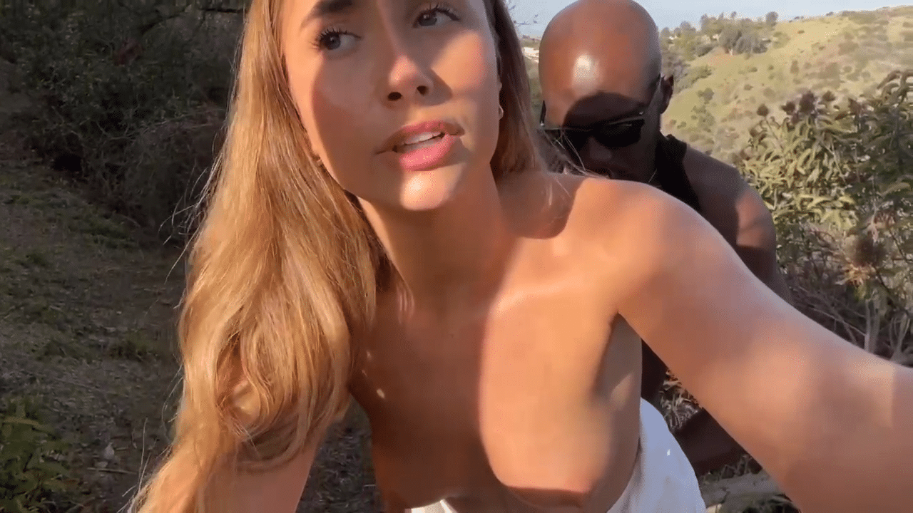 Lily Phillips – Fucks Mannie Coco In Public